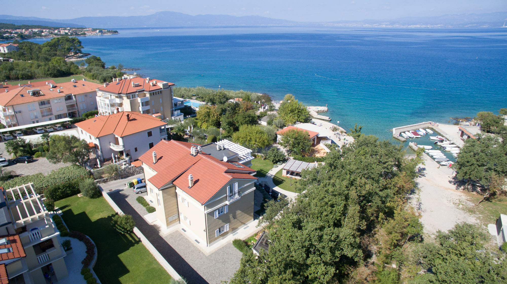 Luxury Apartments Villa Luce มาลินสกา ภายนอก รูปภาพ